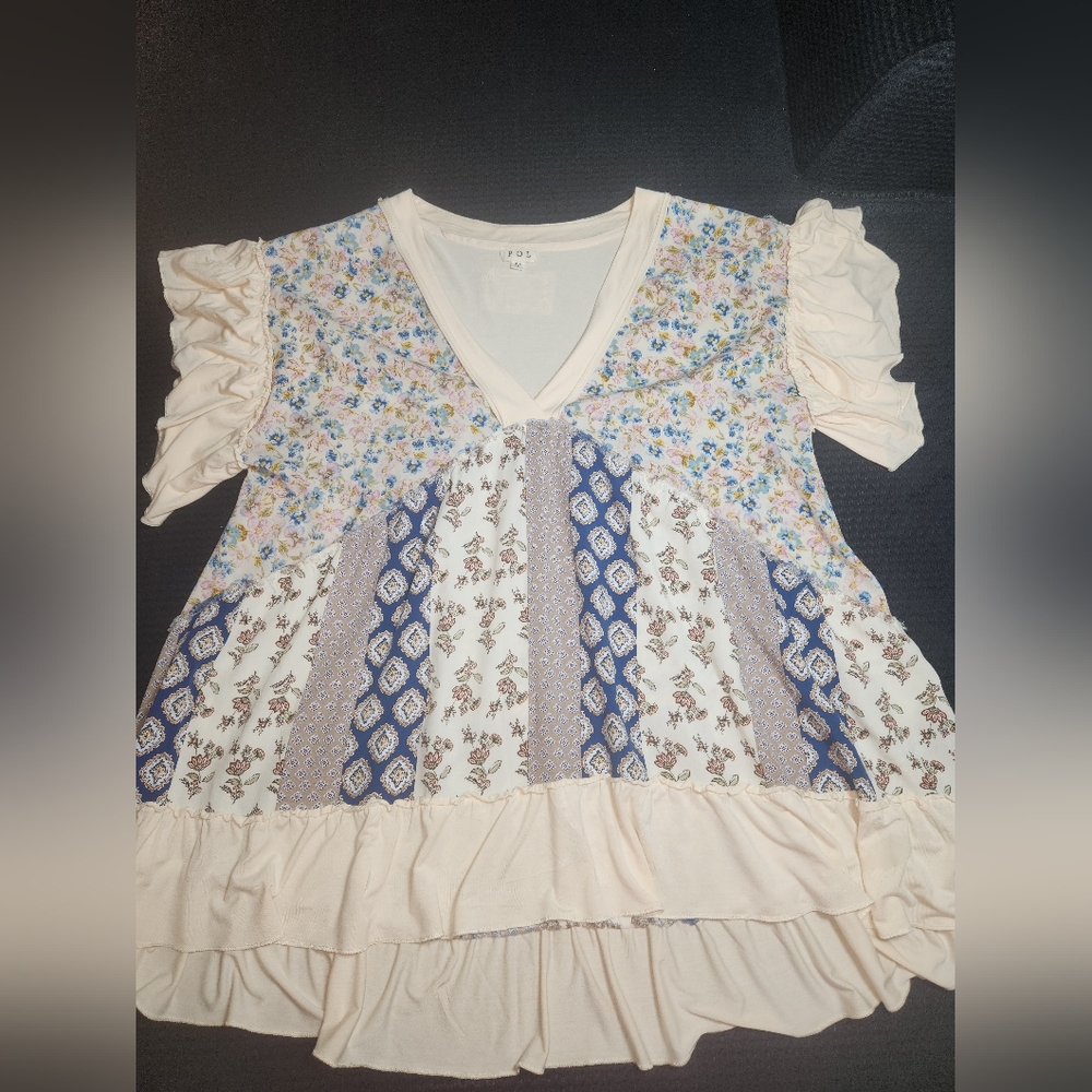 POL Boho-Style Patchwork Blouse Short Sleeve Topwith Ruffled Sleeves Medium